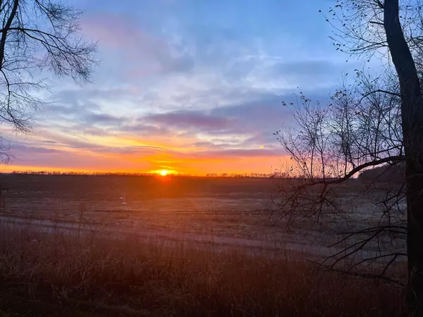 Clear Lake, MN 55319,8422 Walnut ST