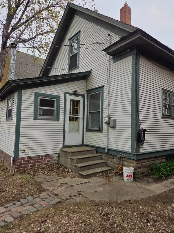 Minneapolis, MN 55407,2918 15th AVE S