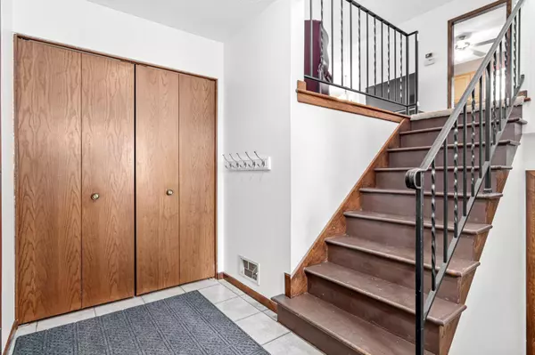 Cottage Grove, MN 55016,8951 Jasmine LN S