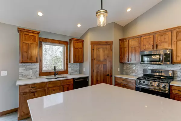 Hammond, WI 54015,1637 72nd AVE