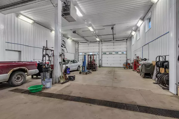 Buffalo Lake, MN 55314,466 E Borden AVE