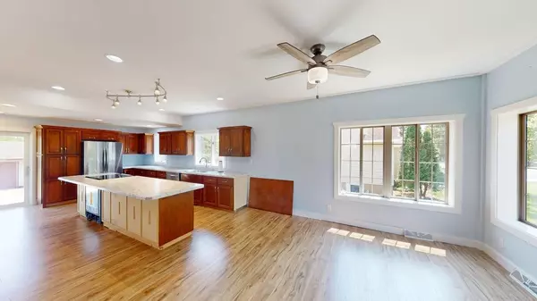 Hibbing, MN 55746,3726 Mayfair AVE