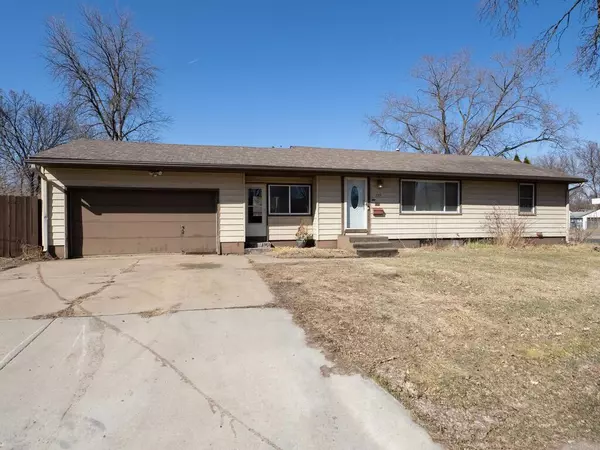 195 53rd AVE NE, Fridley, MN 55421