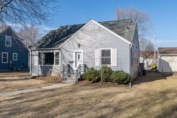 845 Lyndale ST, North Mankato, MN 56003