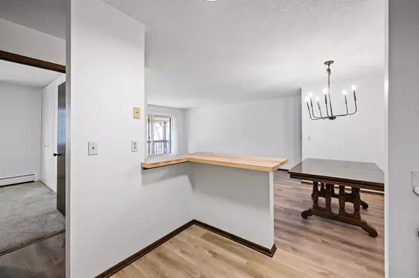 Saint Anthony, MN 55421,4004 Foss RD #203