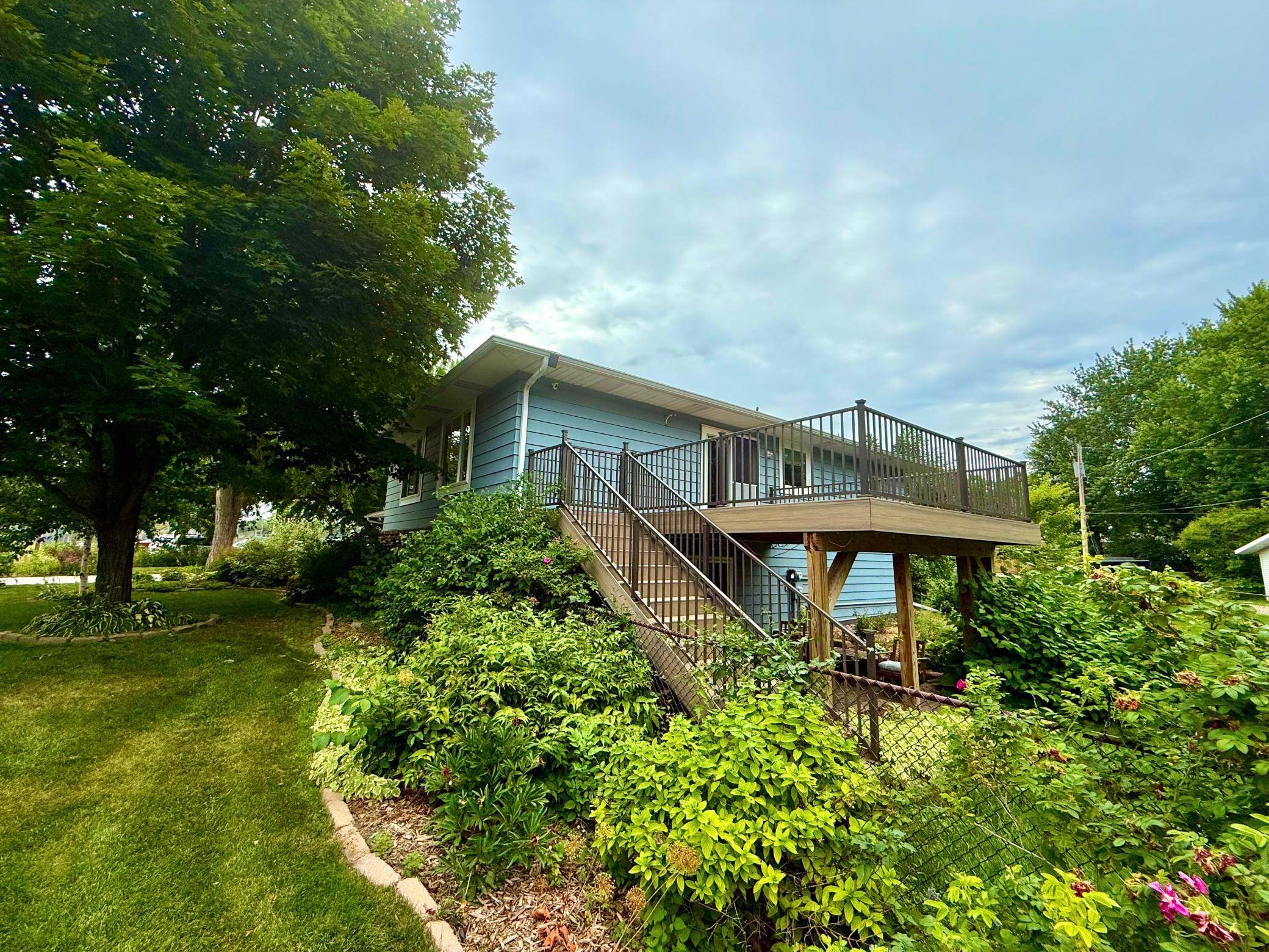 Detroit Lakes, MN 56501,300 N Shore DR