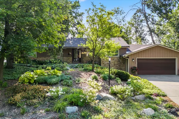 Burnsville, MN 55337,14105 Whiterock RD