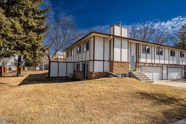 Moorhead, MN 56560,2301 4th AVE S