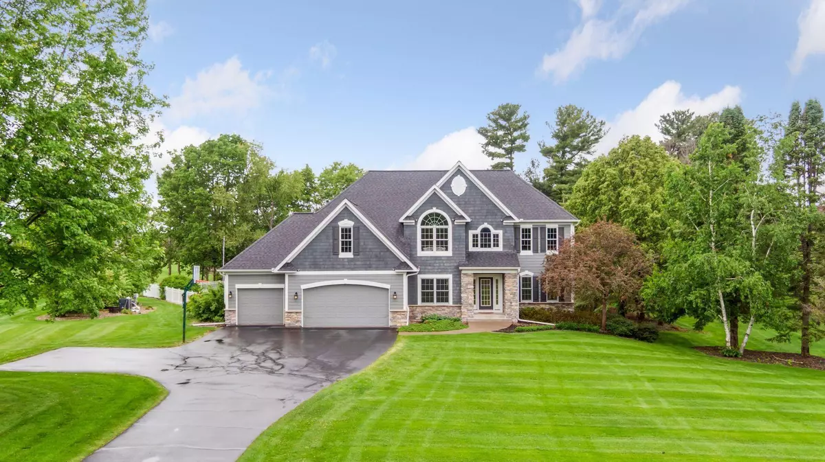 Hudson, WI 54016,268 Saint Andrews DR