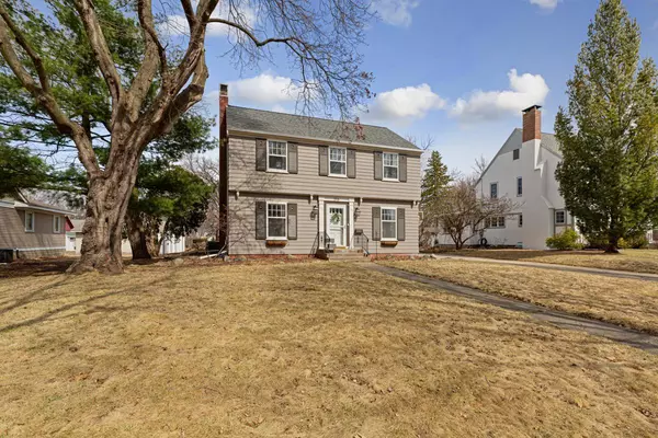 Owatonna, MN 55060,516 E Academy ST