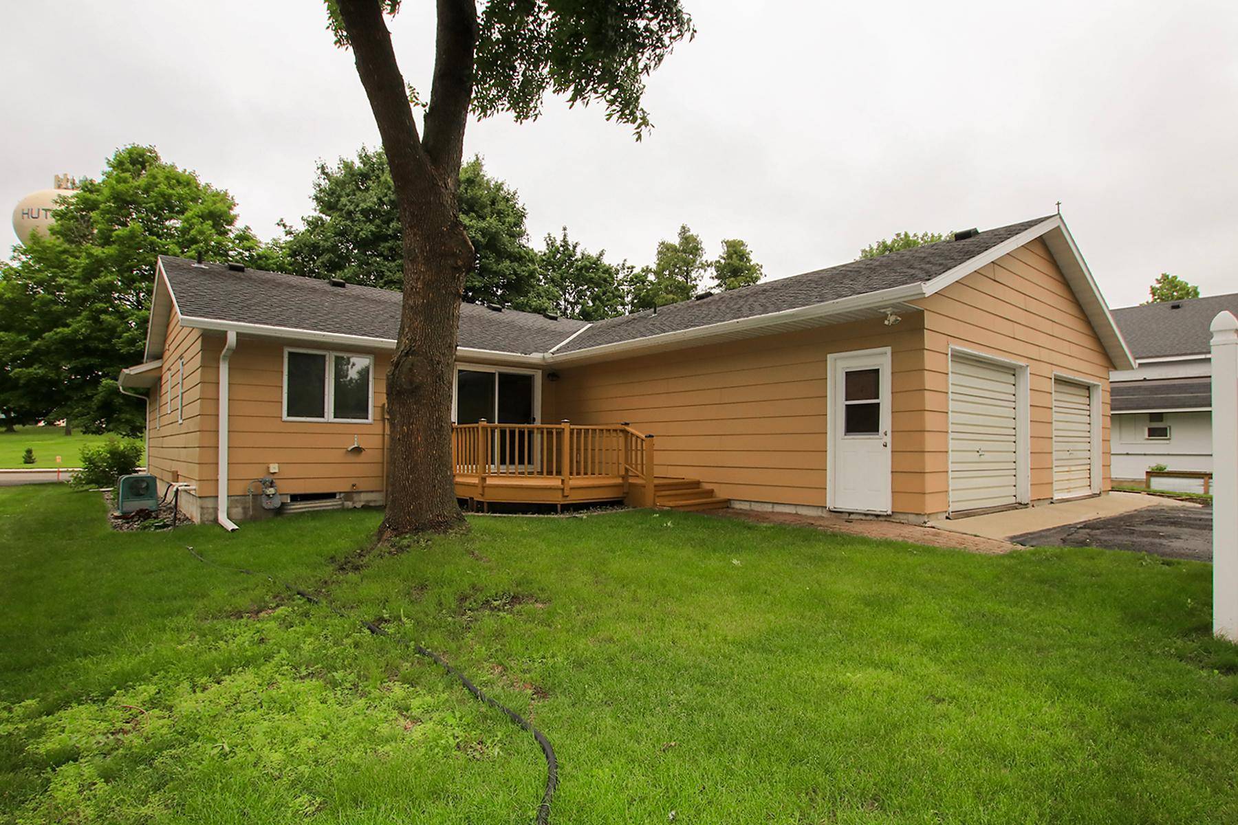 Hutchinson, MN 55350,218 4th AVE SW