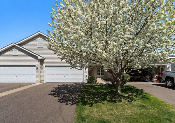 20516 Cypress DR, Farmington, MN 55024