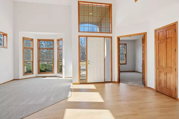 Eden Prairie, MN 55347,18934 Vogel Farm TRL