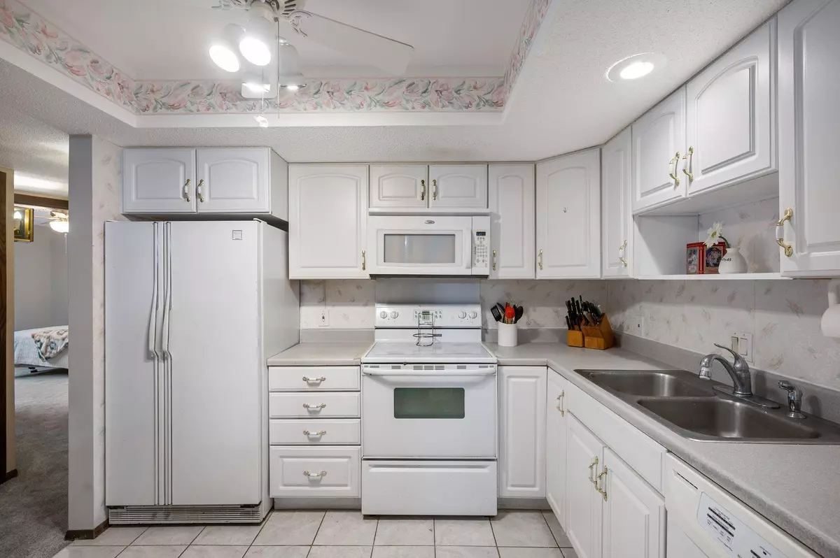 Crystal, MN 55429,4710 58th AVE N #219