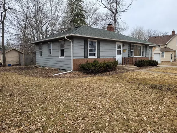 Alexandria, MN 56308,610 Maple ST