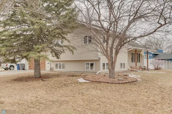 Moorhead, MN 56560,2933 Hanover AVE S