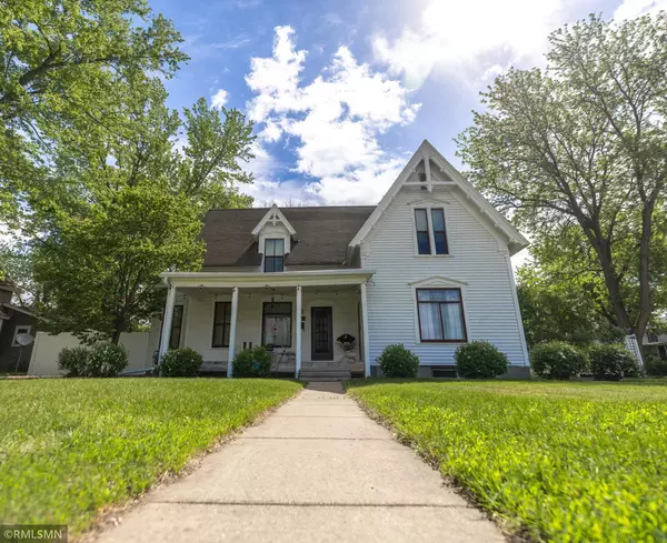 Cannon Falls, MN 55009,201 2nd ST N