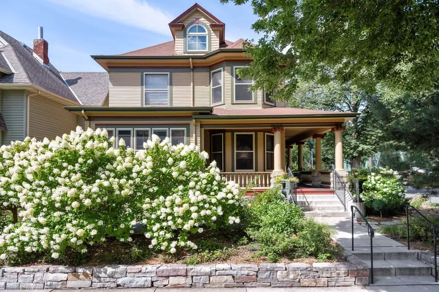 636 15th AVE NE, Minneapolis, MN 55413