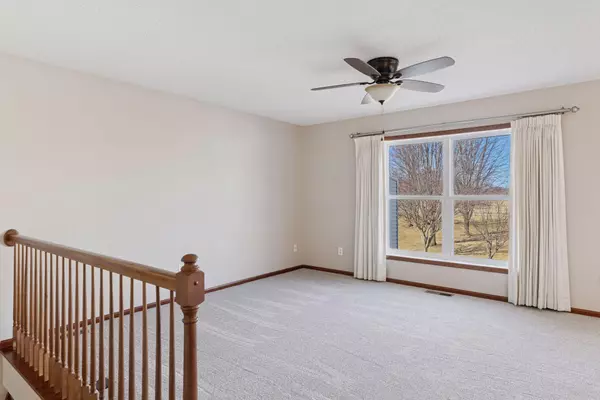 Woodbury, MN 55125,6777 Christian Curve