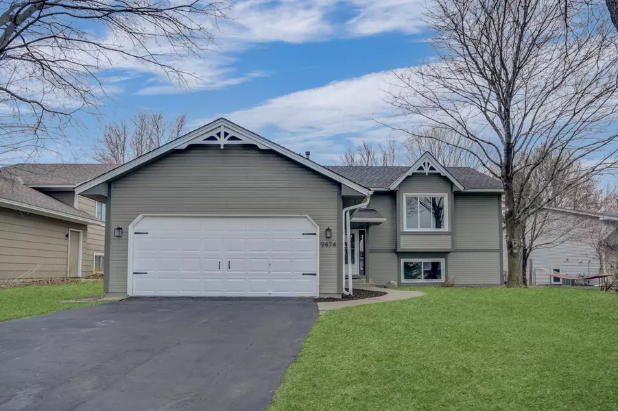 9474 Parkside TRL, Champlin, MN 55316
