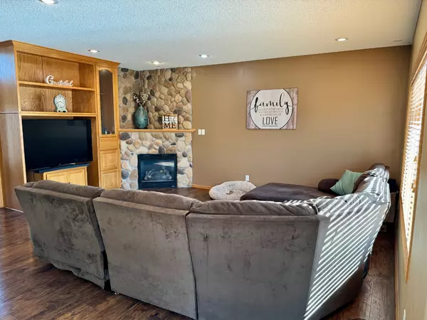 Andover, MN 55304,1151 160th AVE NW