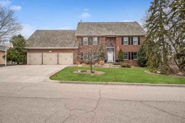 7600 Delaney BLVD, Edina, MN 55439