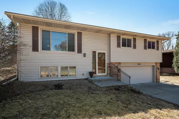 New Hope, MN 55427,9317 32nd AVE N