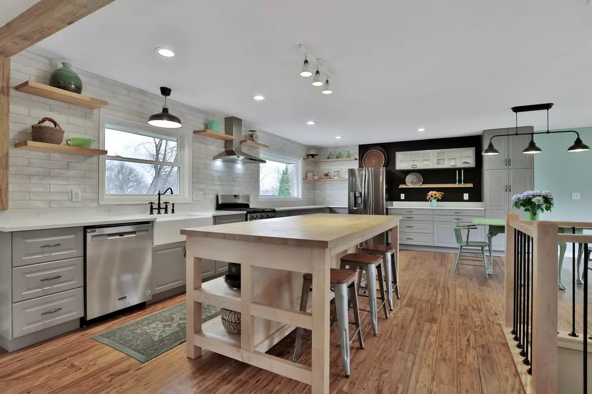 Stillwater, MN 55082,2116 Fairmeadows RD