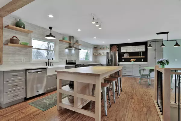 Stillwater, MN 55082,2116 Fairmeadows RD