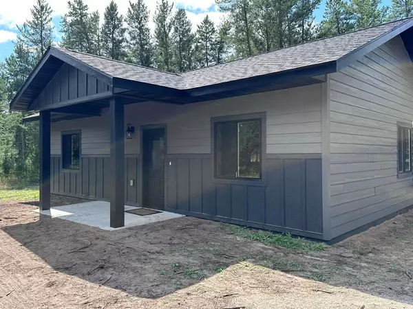 Bemidji, MN 56601,1933 Edgewood DR SE