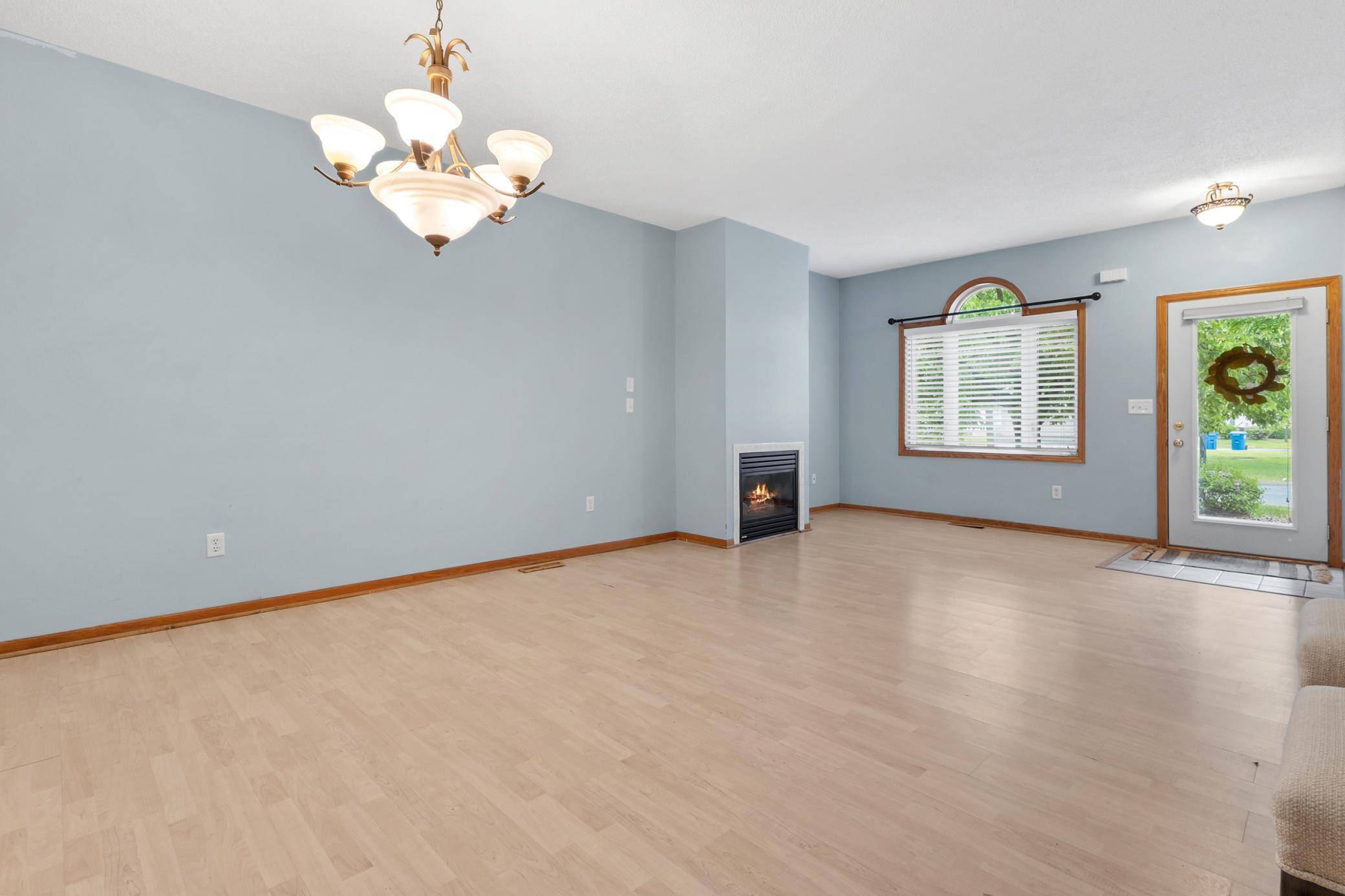 Chaska, MN 55318,1226 Crystal PL E