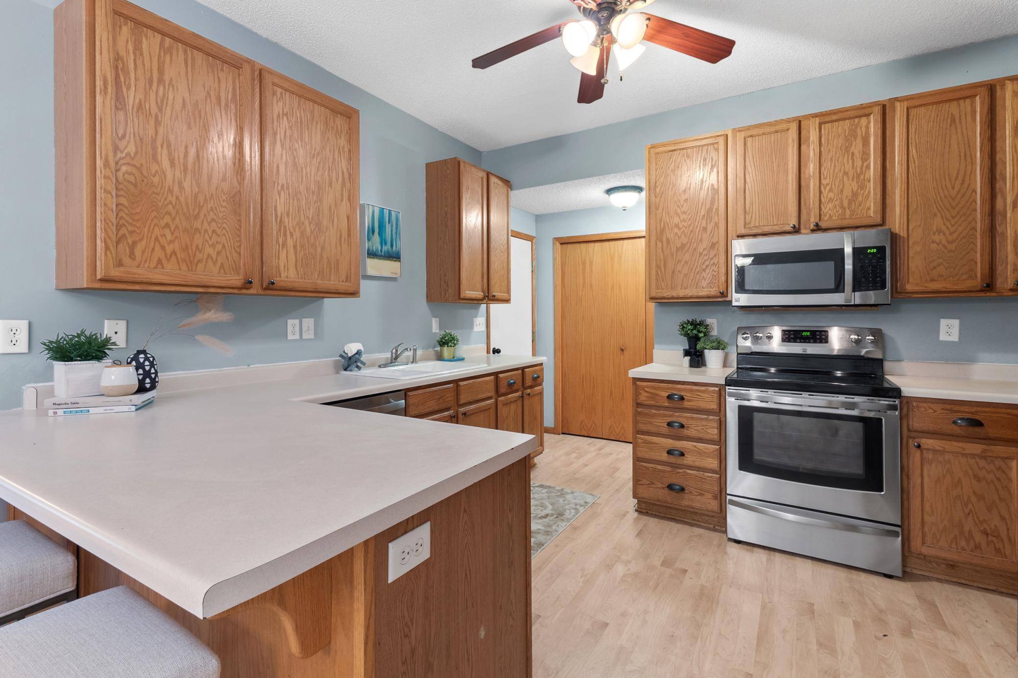 Chaska, MN 55318,1226 Crystal PL E