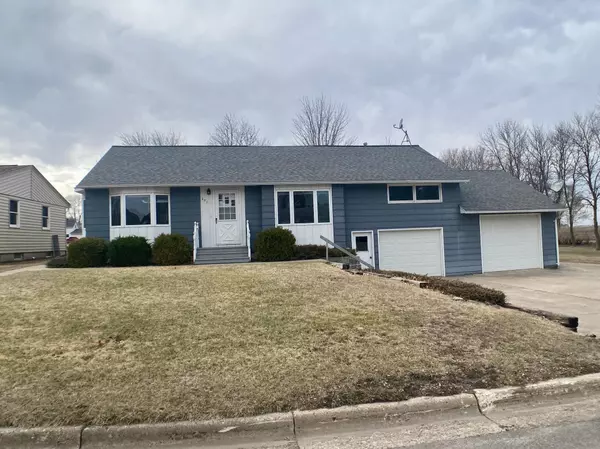 Wabasso, MN 56293,691 Maple ST