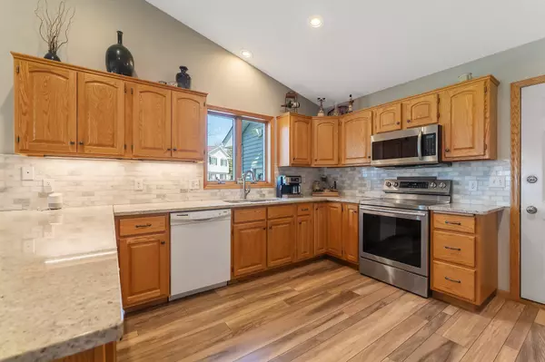 Ellsworth, WI 54011,186 Thoner CT