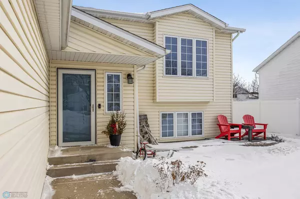 Fargo, ND 58104,3722 21st ST S
