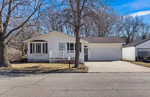 112 N Bruce ST,  Ivanhoe,  MN 56142