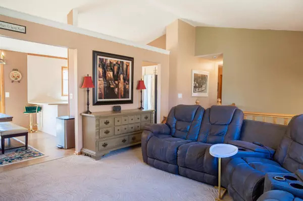 Lino Lakes, MN 55014,204 Ulmer DR