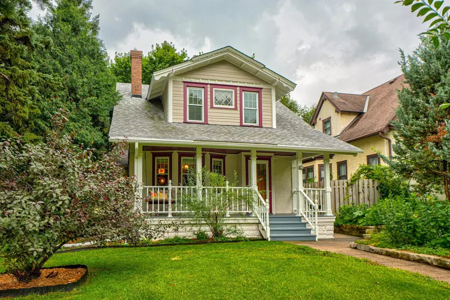 1380 Grand AVE, Saint Paul, MN 55105