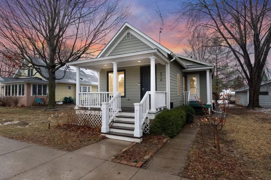 214 W Main ST, Belle Plaine, MN 56011