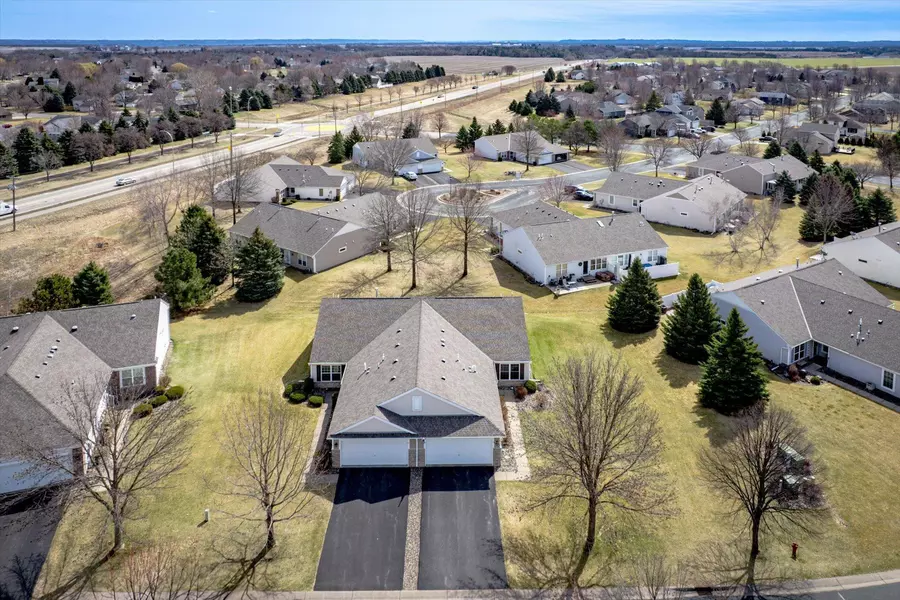 112 Sandpiper CIR, Hastings, MN 55033