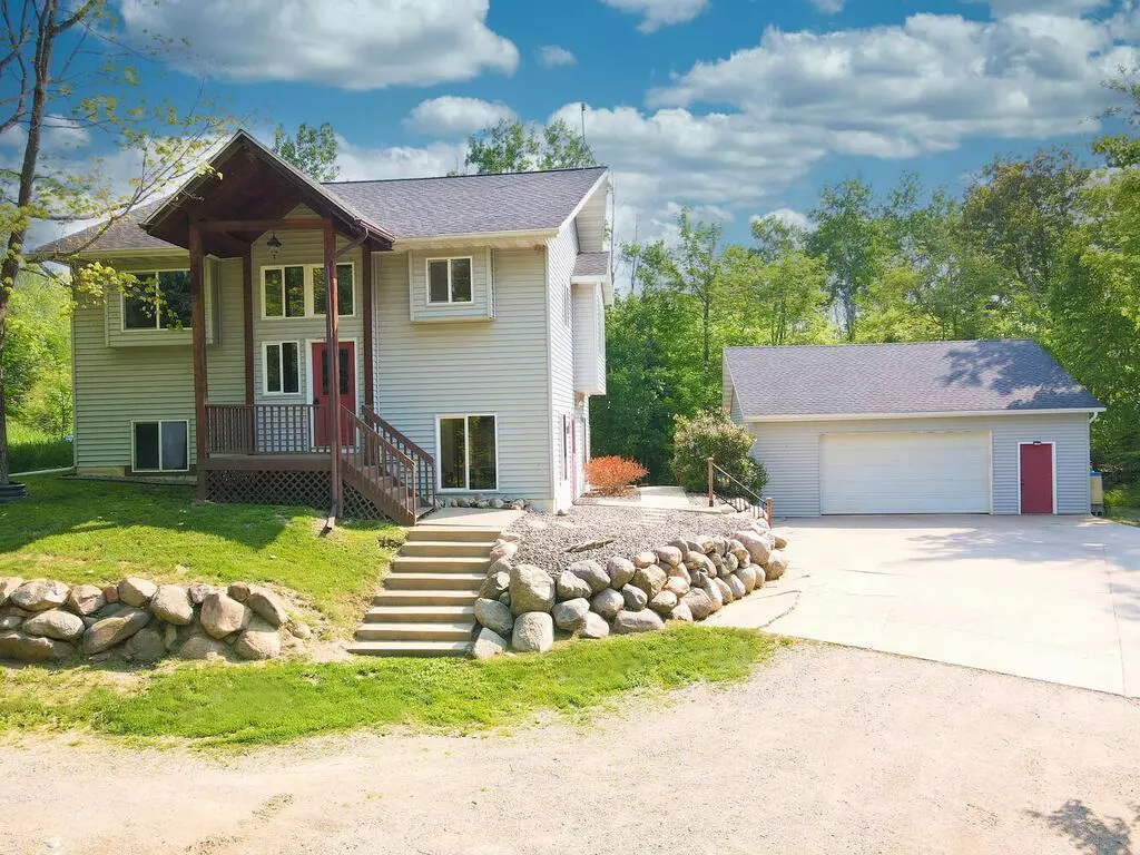 Cohasset, MN 55721,23942 Tioga Hills RD