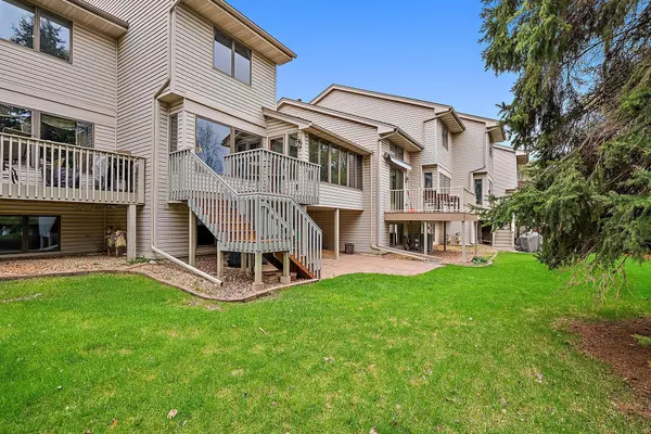Shoreview, MN 55126,1330 Sunview DR
