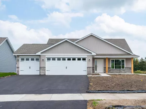975 Prestwick DR, Belle Plaine, MN 56011
