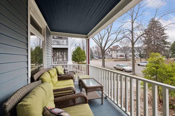 Minneapolis, MN 55408,504 W 32nd ST