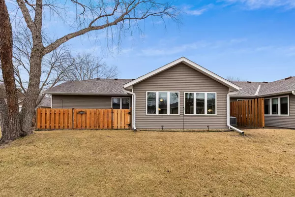 Brooklyn Park, MN 55443,2001 Glenhaven LN N