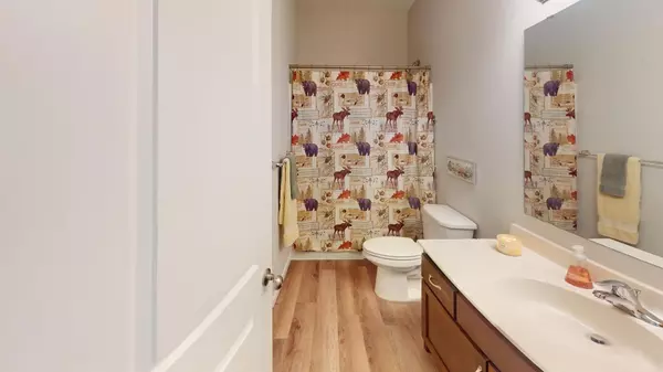 39737 Fawn AVE North Branch, MN 55056