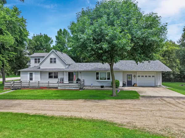 Garvin, MN 56132,1126 US Highway 59