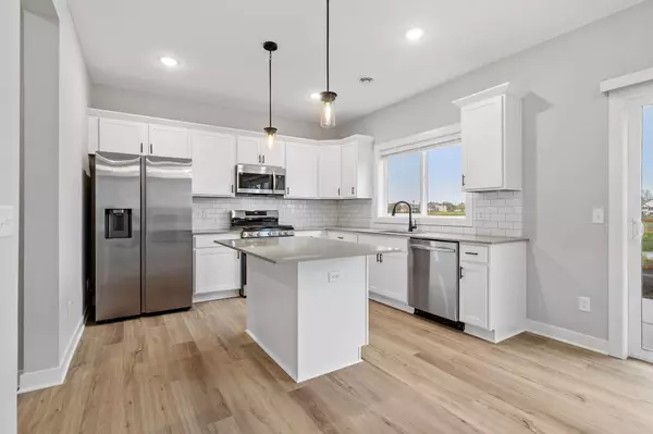 Blaine, MN 55449,13130 Isetta CIR NE