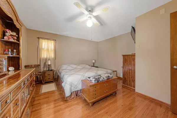Faribault, MN 55021,19023 Davis AVE