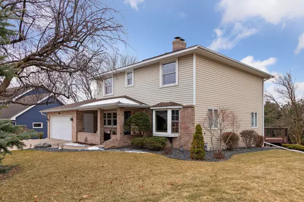 Vadnais Heights, MN 55127,4389 Evergreen DR